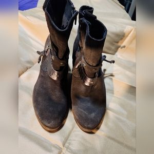 Bull boxer velia boots